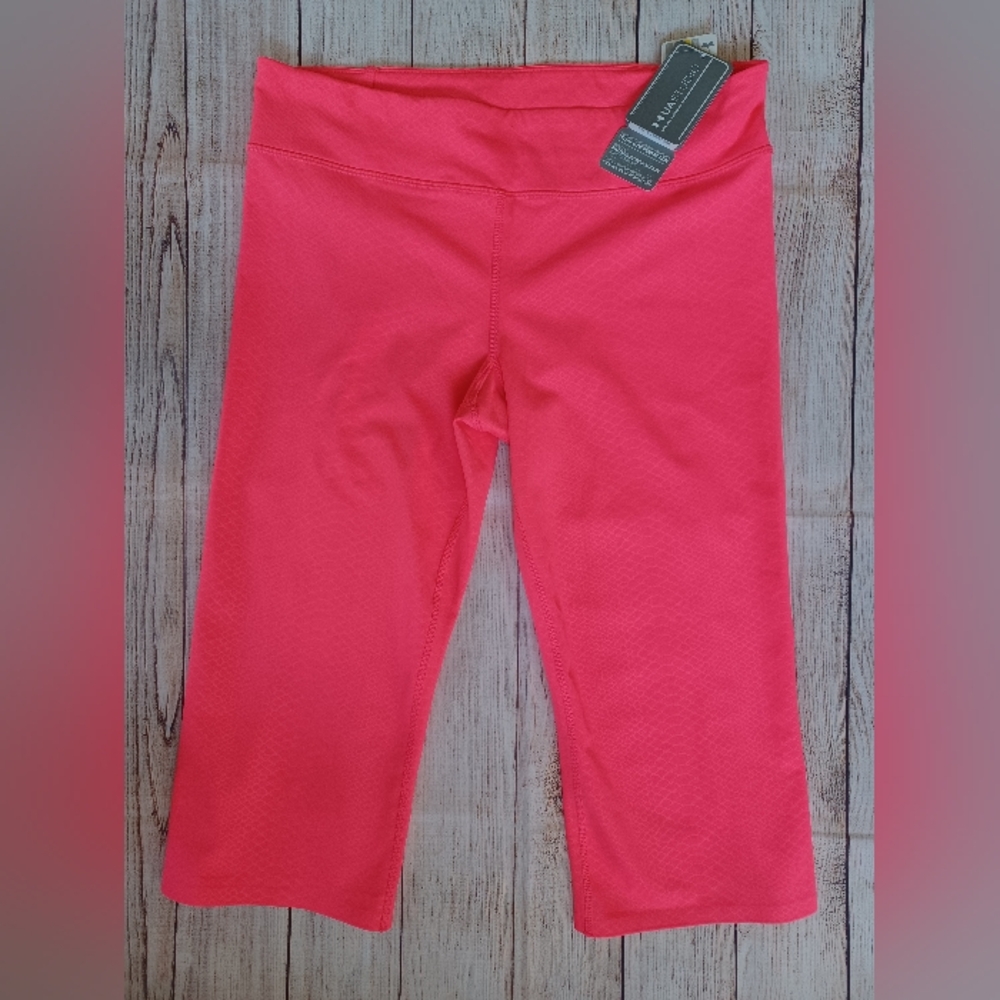 COPY - Under Armour capri pants. Neon pink. Woman's L. Snake print.